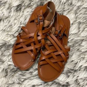 American Eagle sandals! size 7